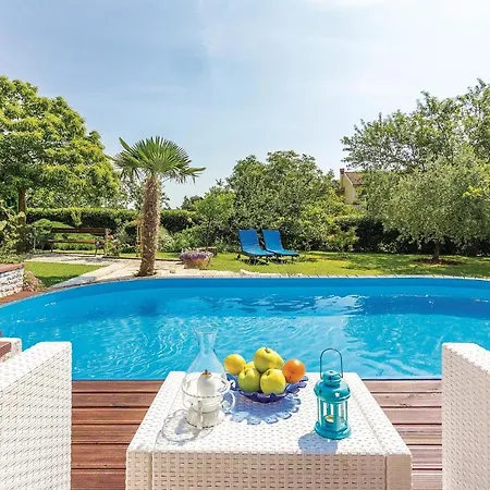 2 Bedroom In Tatil Evi Barban