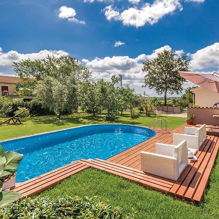 Nyaraló 2 Bedroom In Barban